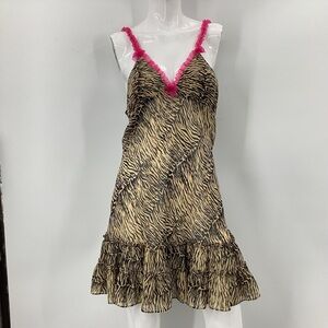 *** Betsy Johnson intimates *** XL